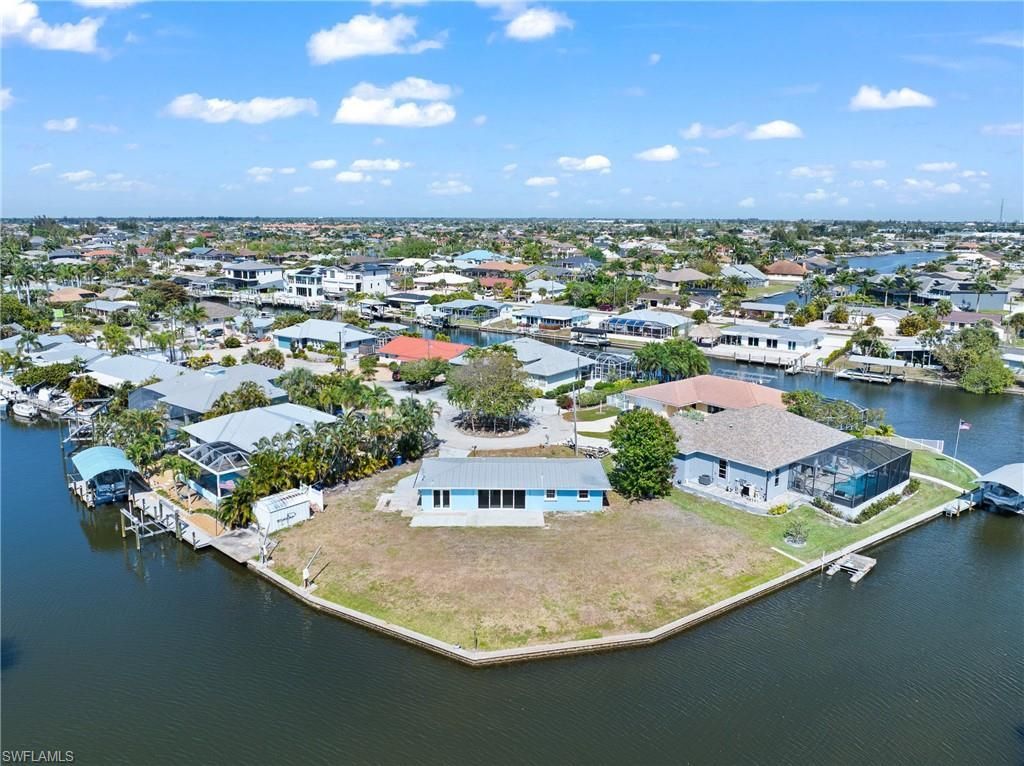 12065 Boat Shell Dr, Matlacha Isles, FL 33991 Photo