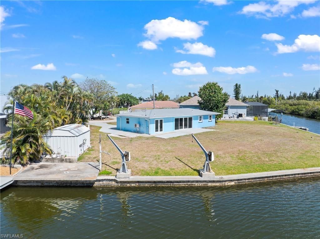 12065 Boat Shell Dr , Matlacha Isles, FL 33991 Photo