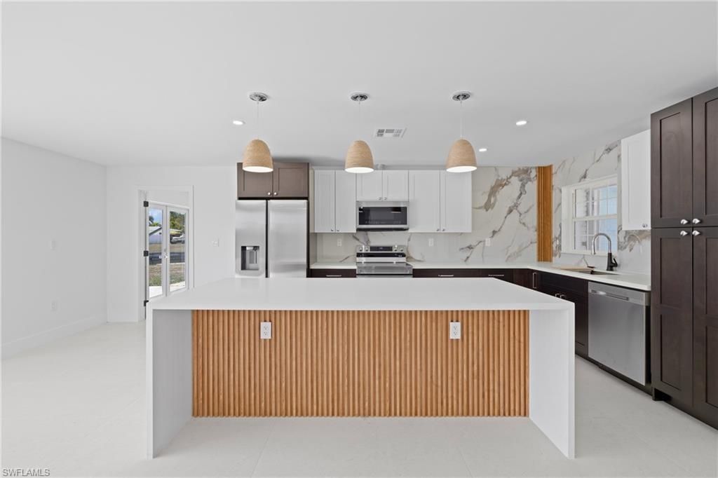 12065 Boat Shell Dr , Matlacha Isles, FL 33991 Photo