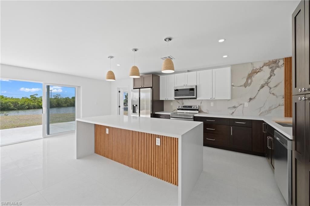 12065 Boat Shell Dr, Matlacha Isles, FL 33991 Photo