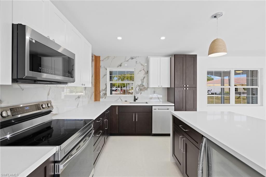 12065 Boat Shell Dr , Matlacha Isles, FL 33991 Photo