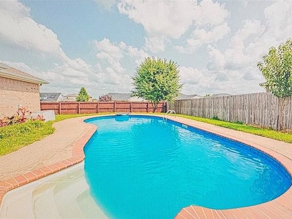 1901 SW Columbus Road, Bentonville, AR 72713