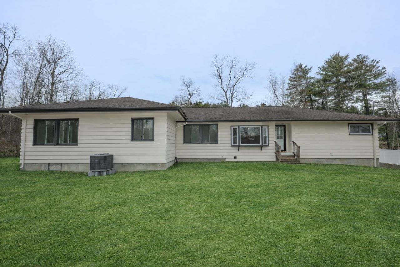 32 Old Bedford Road, Bedford, NH 03110 Main Photo