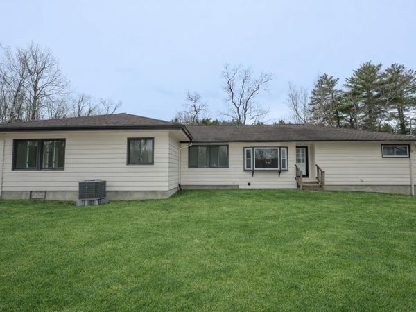 32 Old Bedford Road, Bedford, NH 03110