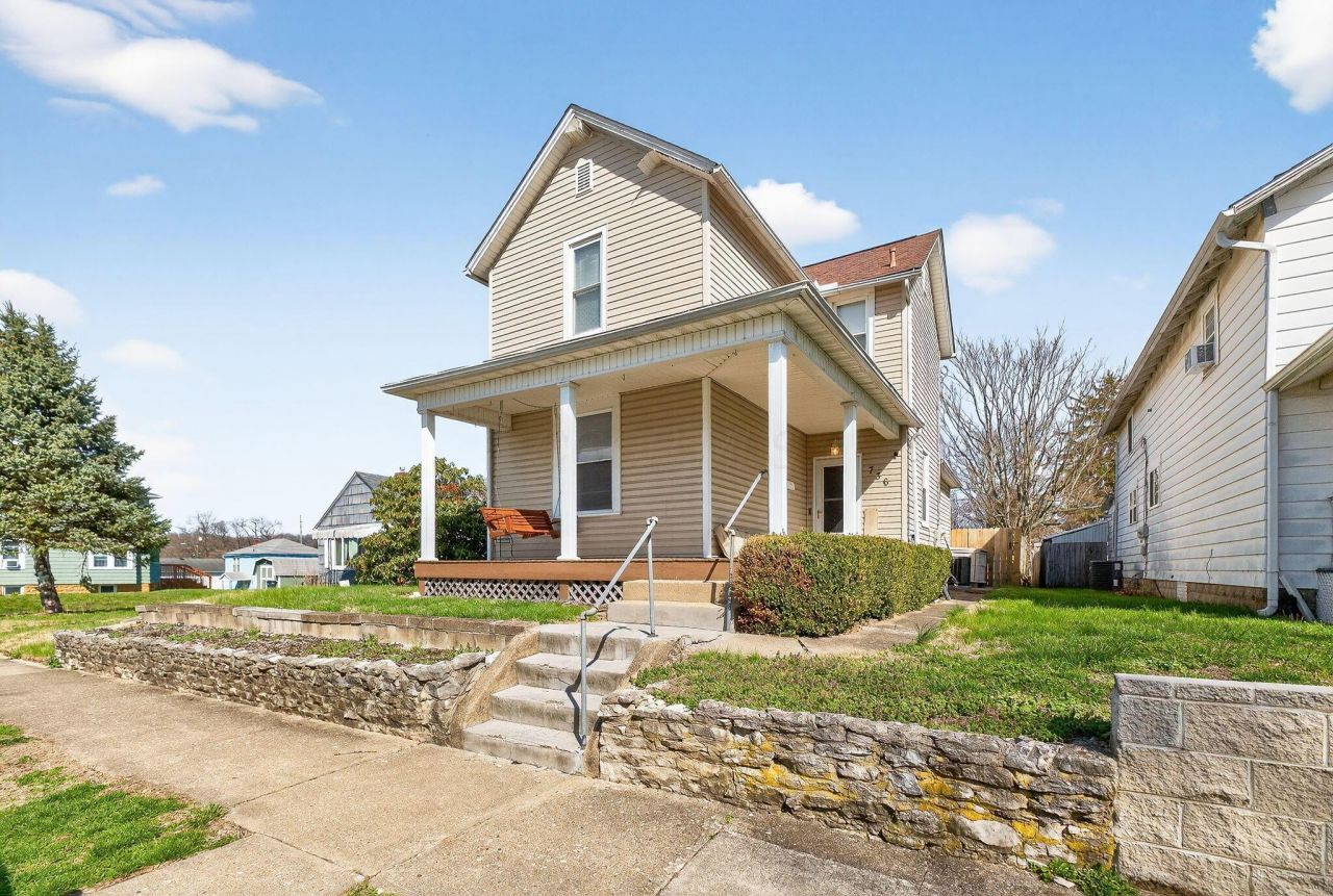 736 Garfield Avenue, Lancaster, OH 43130 Main Photo