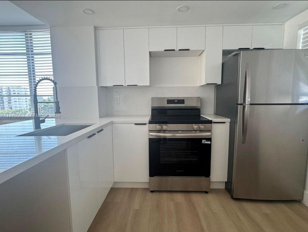 8000 Harding Ave , Unit 7A, Miami Beach, FL 33141 Photo