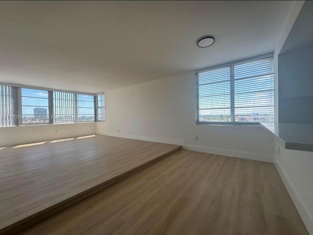 8000 Harding Ave , Unit 7A, Miami Beach, FL 33141 Photo