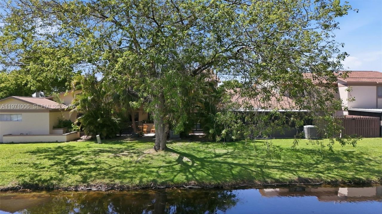 2950 NW 106th Ave , Unit 8, Sunrise, FL 33322 Photo