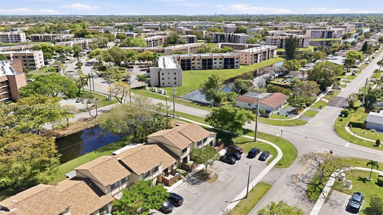 2950 NW 106th Ave , Unit 8, Sunrise, FL 33322 Photo