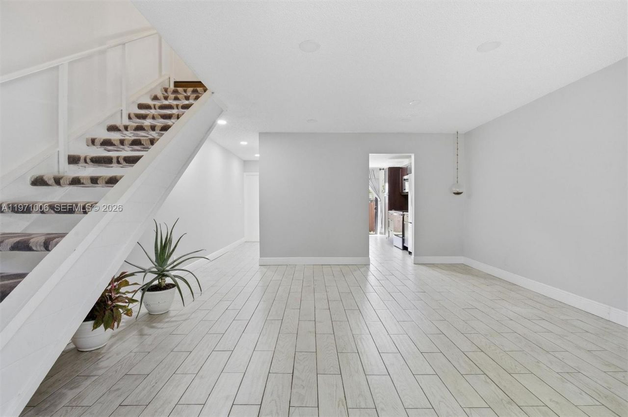 2950 NW 106th Ave , Unit 8, Sunrise, FL 33322 Photo