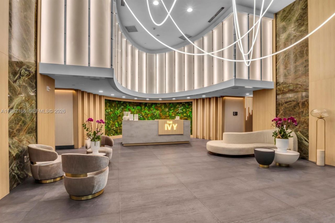 90 SW 3rd St, Unit 2116, Miami, FL 33130 Photo