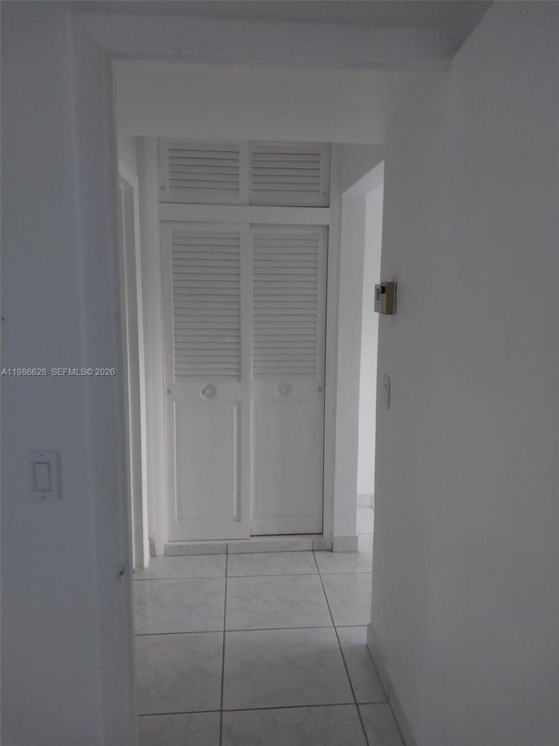 1050 Atlantic Shores Blvd , Unit 106, Hallandale Beach, FL 33009 Photo
