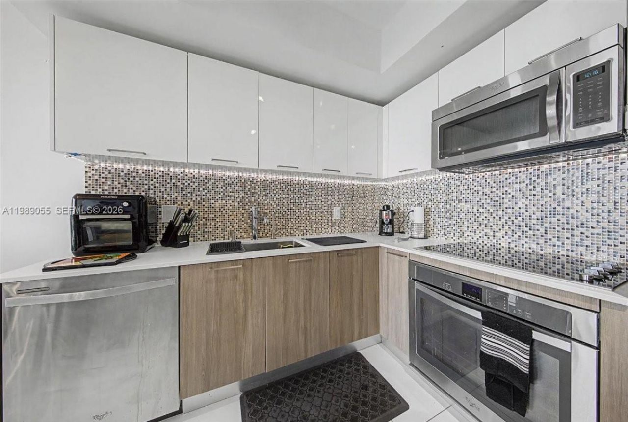 5252 NW 85th Ave, Unit 1410, Doral, FL 33166 Photo