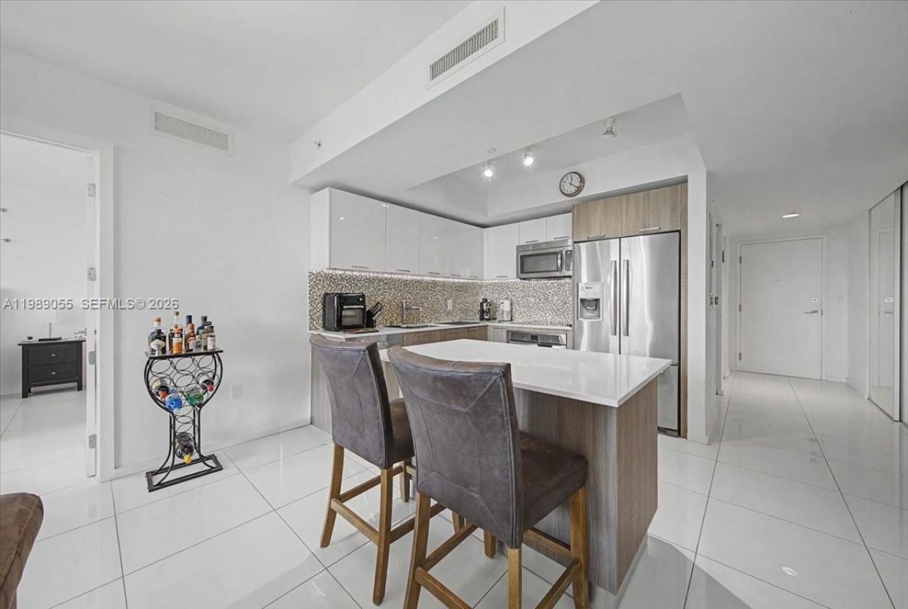 5252 NW 85th Ave, Unit 1410, Doral, FL 33166 Photo