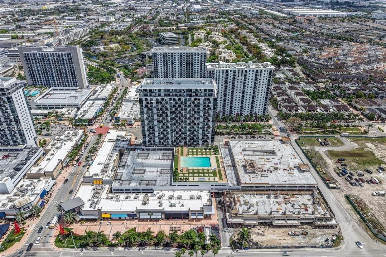 5252 NW 85th Ave, Unit 1410, Doral, FL 33166 Photo