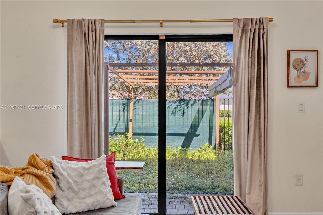 20433 NW 4th Ct , Miami Gardens, FL 33169 Photo