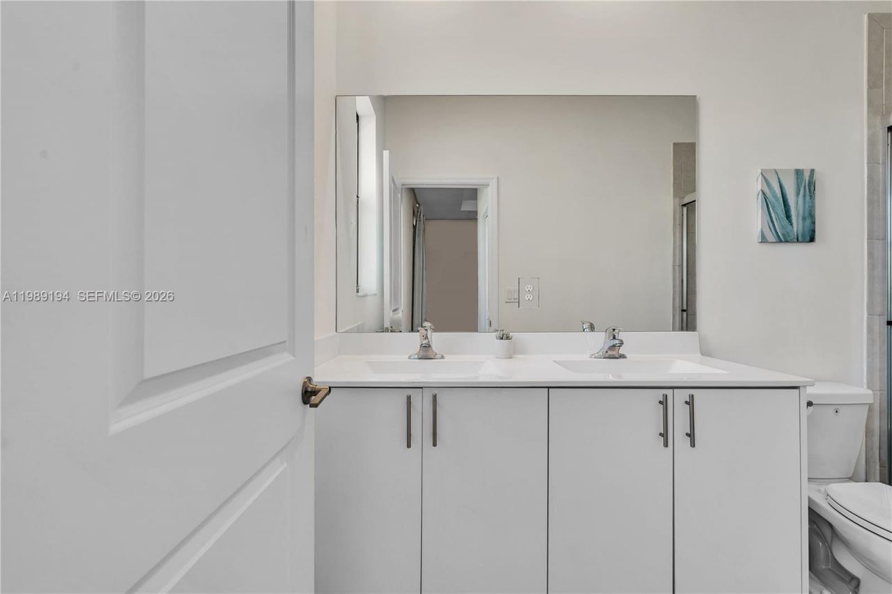 20433 NW 4th Ct , Miami Gardens, FL 33169 Photo