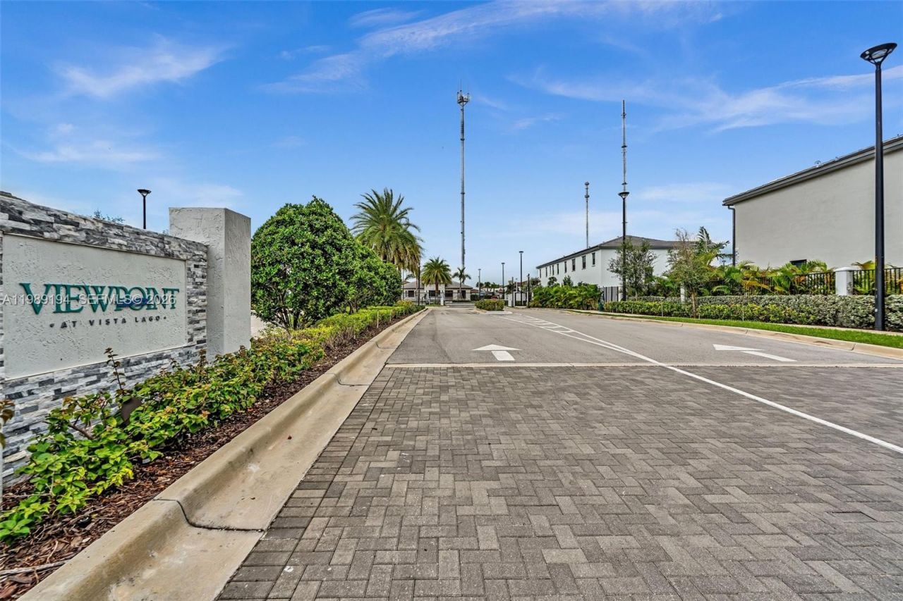 20433 NW 4th Ct , Miami Gardens, FL 33169 Photo