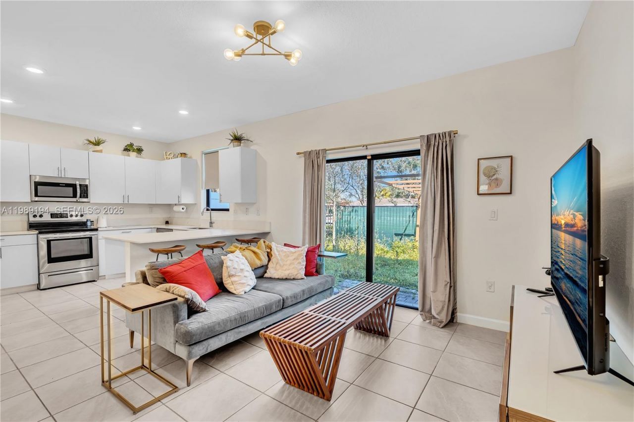 20433 NW 4th Ct , Miami Gardens, FL 33169 Photo