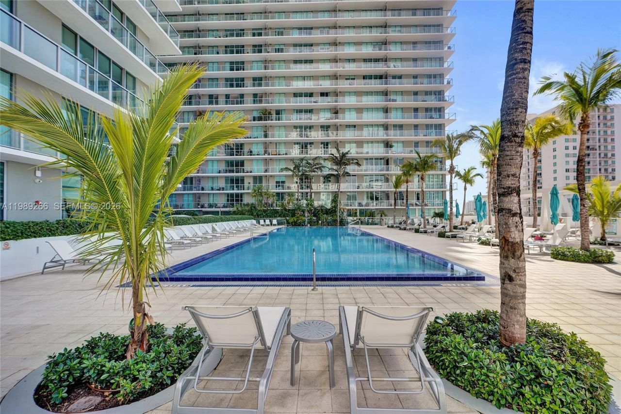 1111 SW 1st Ave, Unit 3514-N, Miami, FL 33130 Photo