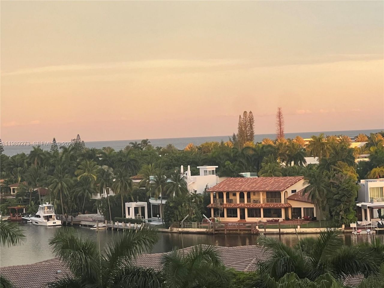 21050 Point Pl, Unit 702, Aventura, FL 33180 Photo