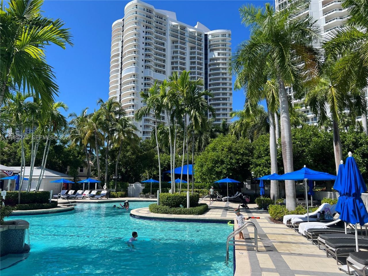 21050 Point Pl , Unit 702, Aventura, FL 33180 Photo