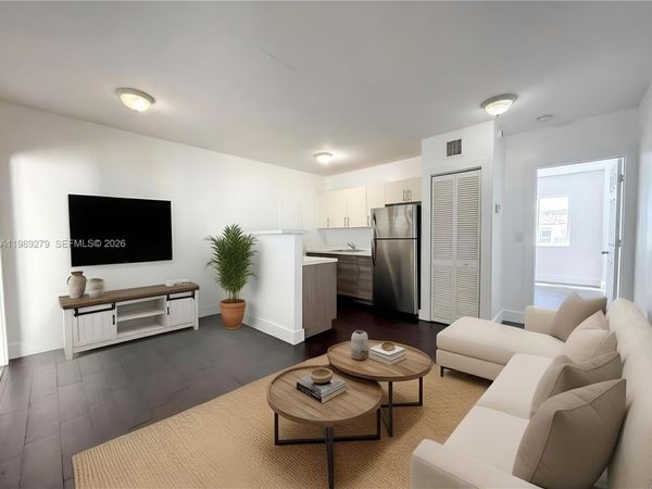 1040 NW 3rd Ave , Unit 5, Miami, FL 33136