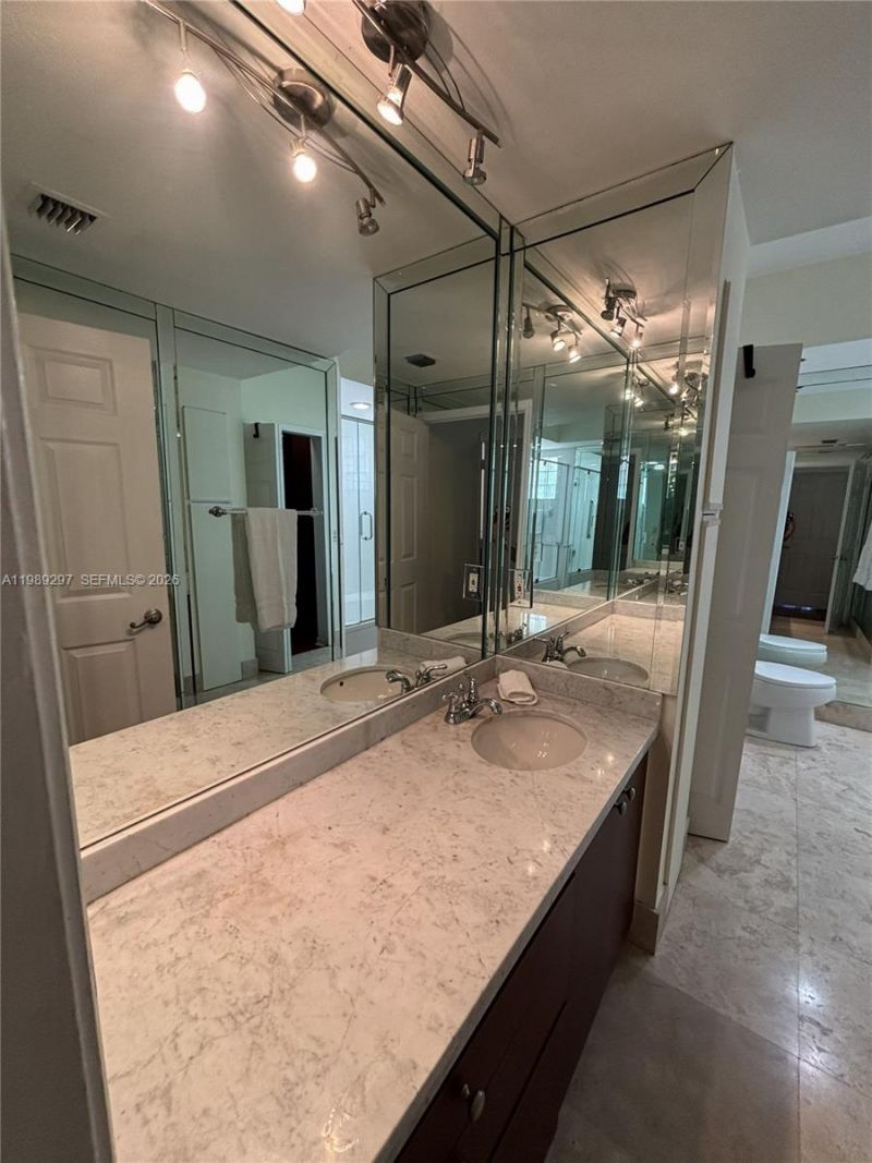 3255 NE 184th St, Unit 12509, Aventura, FL 33160 Photo