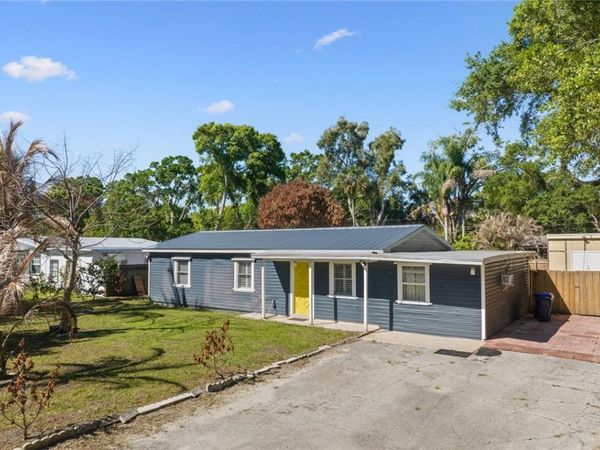 1665 28th Avenue, Vero Beach, FL 32960