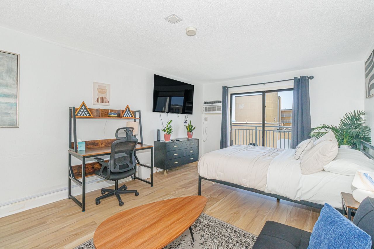 1207 S Ocean Blvd. Photo 7