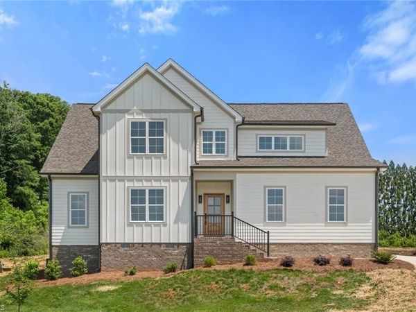 153 Summerlyn Drive , Mocksville, NC 27028