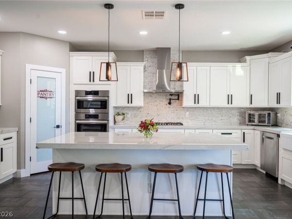 5432 Pride Mountain Street , North Las Vegas, NV 89031