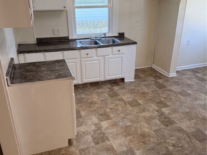 404 Noah Avenue, Akron, OH 44320 Photo 7