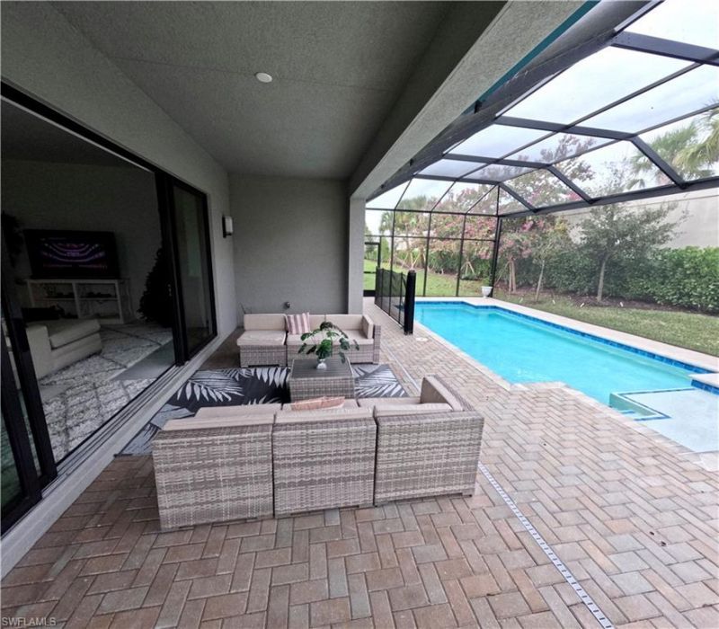 12830 Hawkins Dr, Estero, FL 33928 Photo