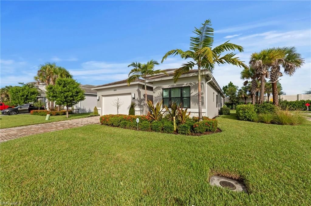 12830 Hawkins Dr, Estero, FL 33928 Photo