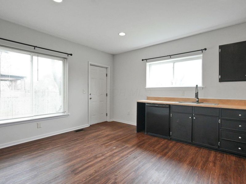 382-388 N Champion Avenue , Columbus, OH 43203 Photo 5