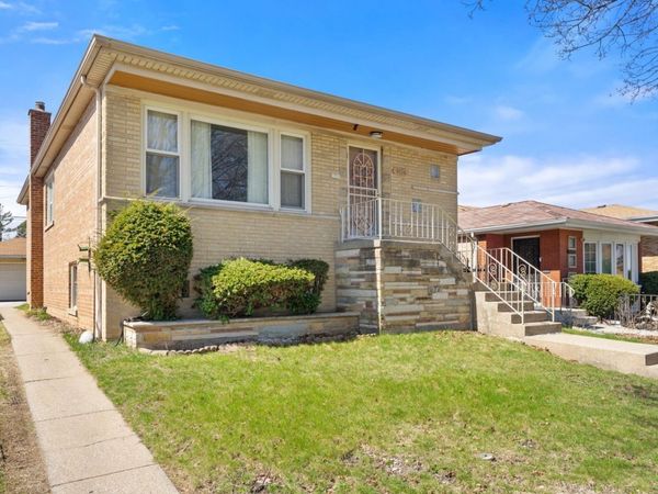 9126 S Oglesby Avenue , Chicago, IL 60617