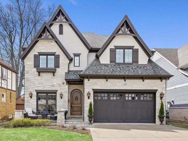 116 S Prospect Avenue , Clarendon Hills, IL 60514