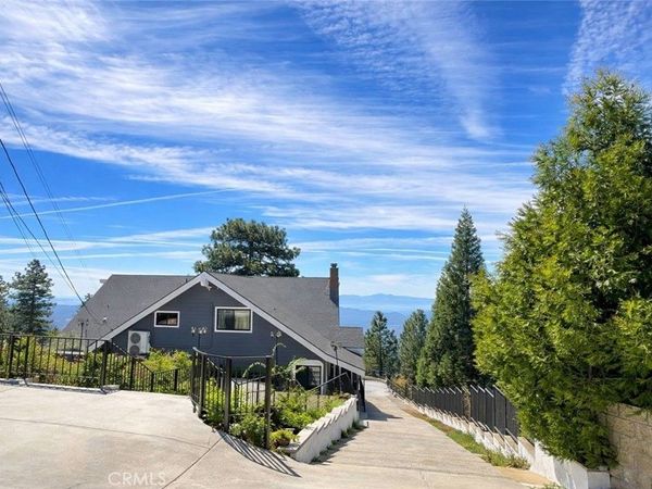 30461 Live Oak, Running Springs, CA 92382