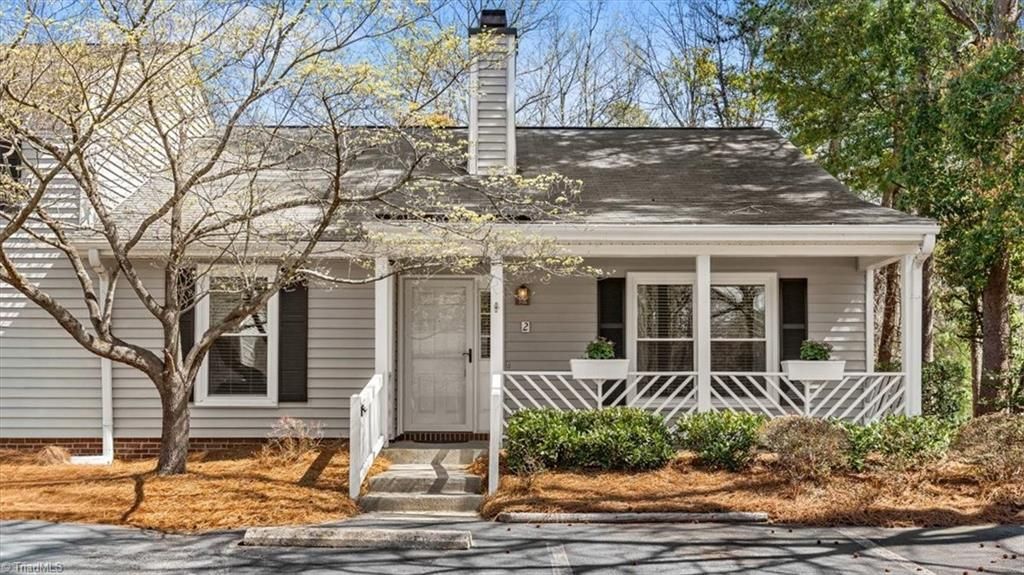 2 Appletree Lane, Greensboro, NC 27455 Main Photo