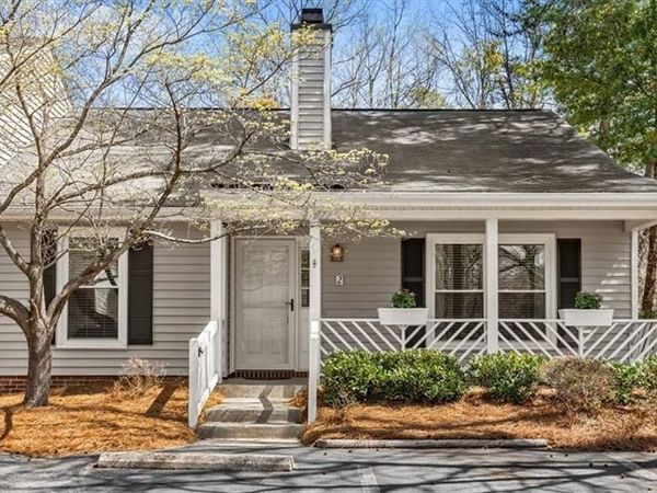 2 Appletree Lane, Greensboro, NC 27455