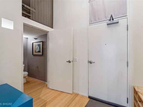 111 10th Street, Unit 302, Des Moines, IA 50309