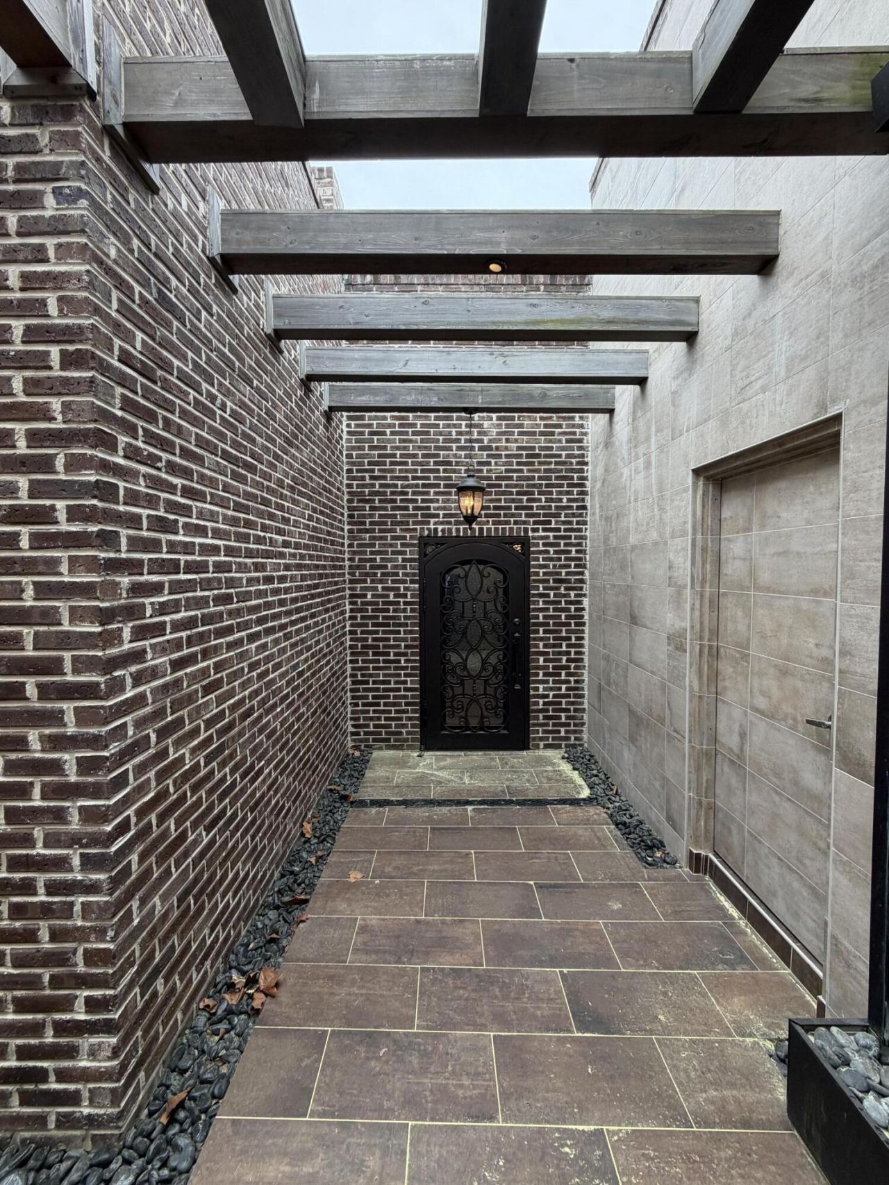 916 & 918 Front Street Photo 19