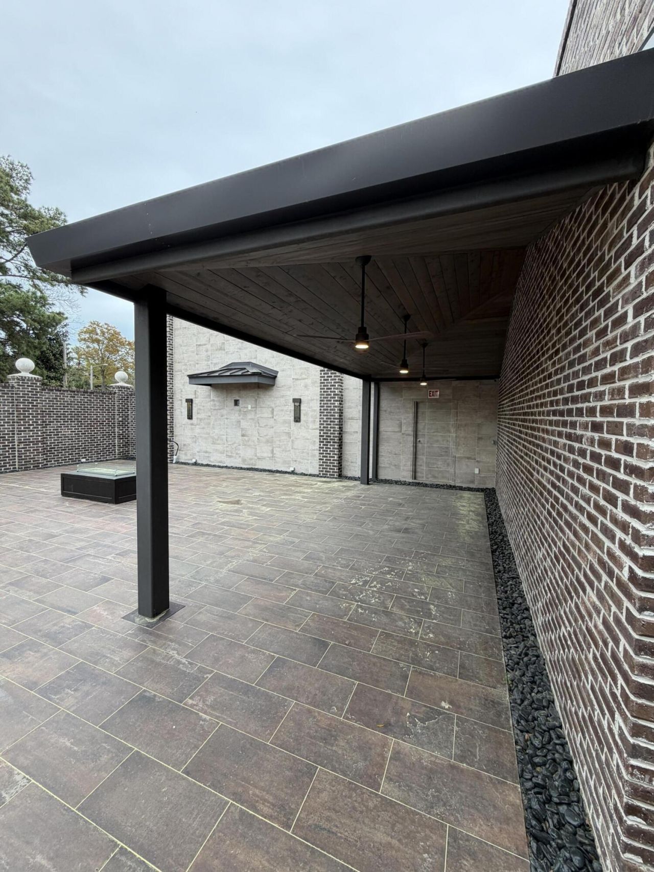 916 & 918 Front Street Photo 22