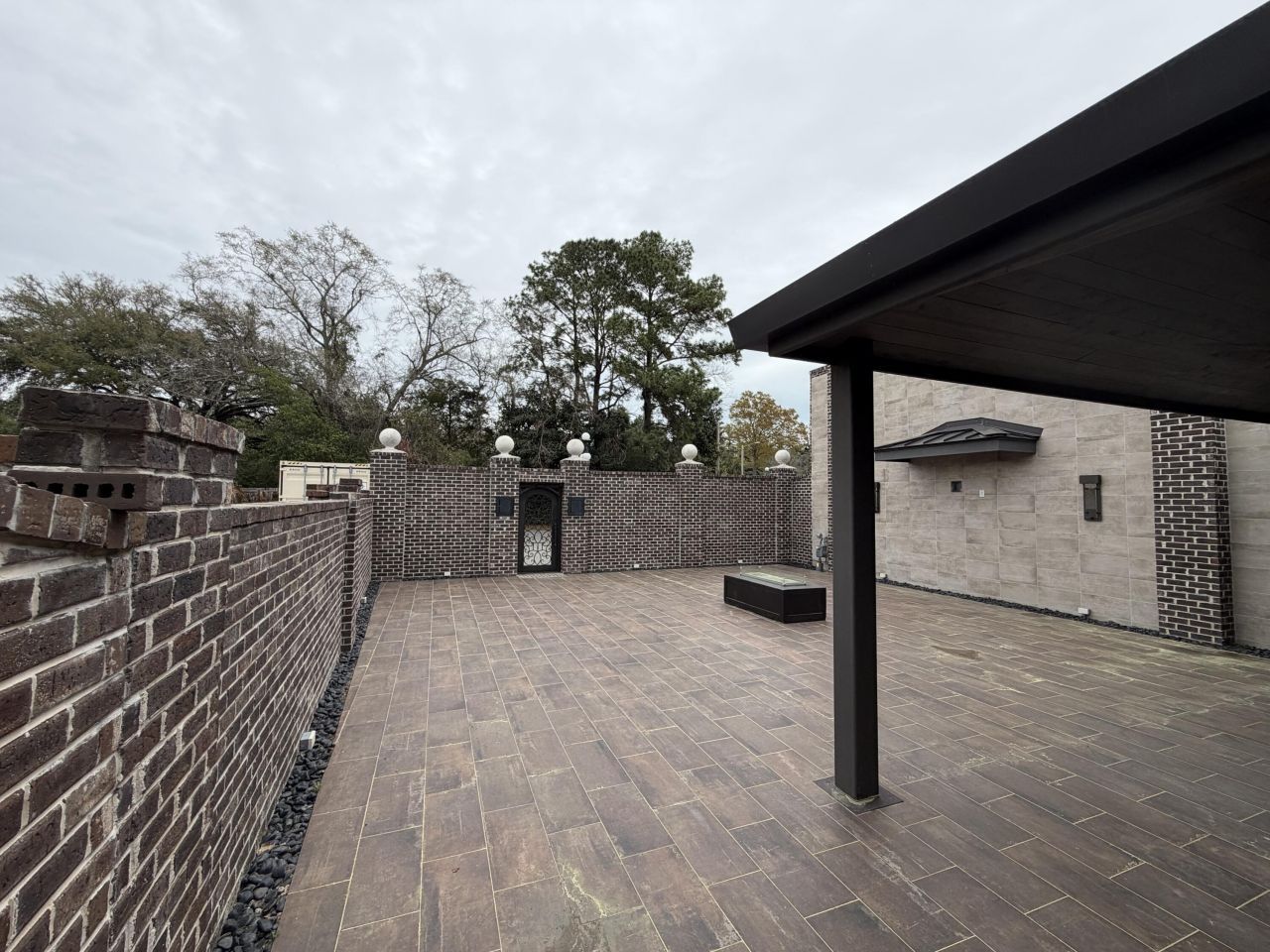 916 & 918 Front Street Photo 23