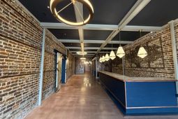 916 & 918 Front Street photo 4