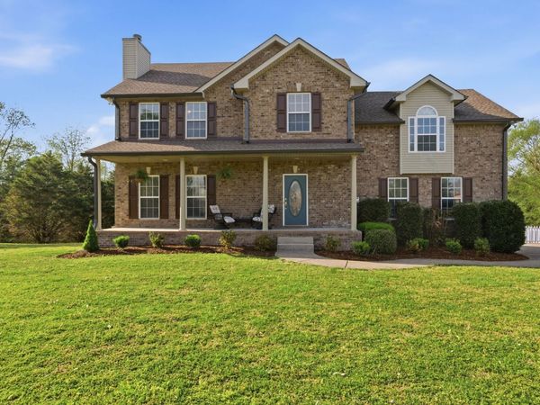 1229 Old East Side Rd, Burns, TN 37029