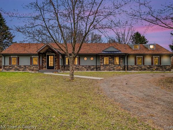 1282 N Van Vleet Road, Clayton Twp, MI 48433