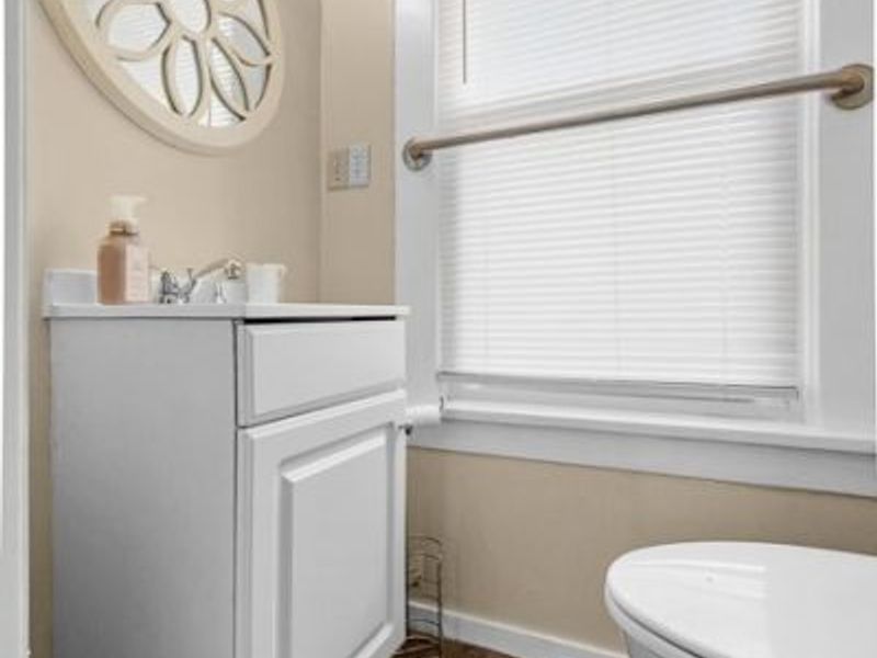 233 W Cambridge Street, Alliance, OH 44601 Photo 12