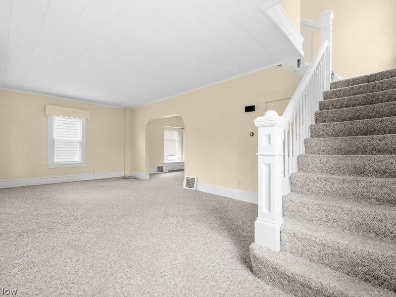 233 W Cambridge Street, Alliance, OH 44601 Photo 18